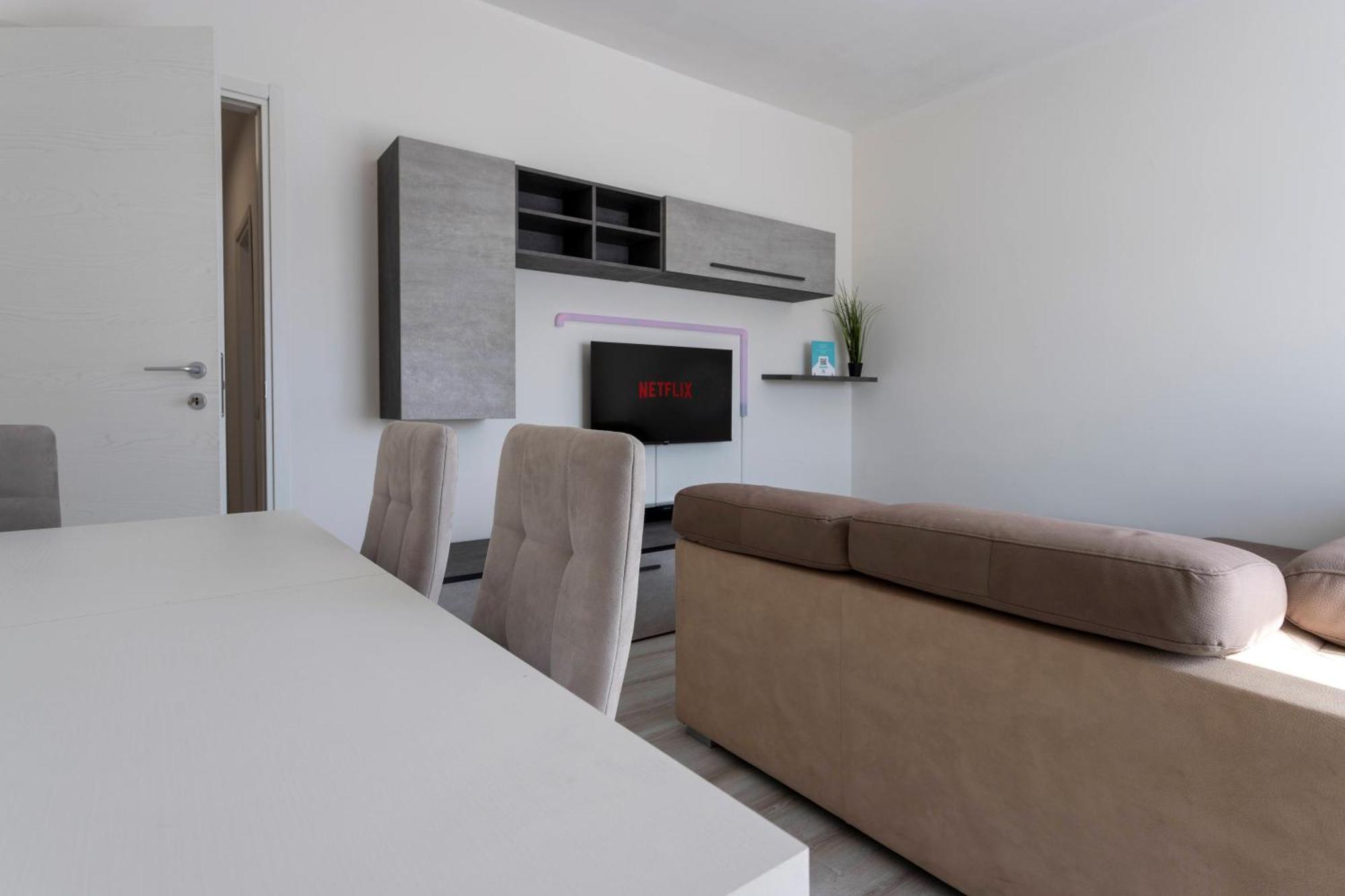 Mountain View Apartment Novara Kültér fotó